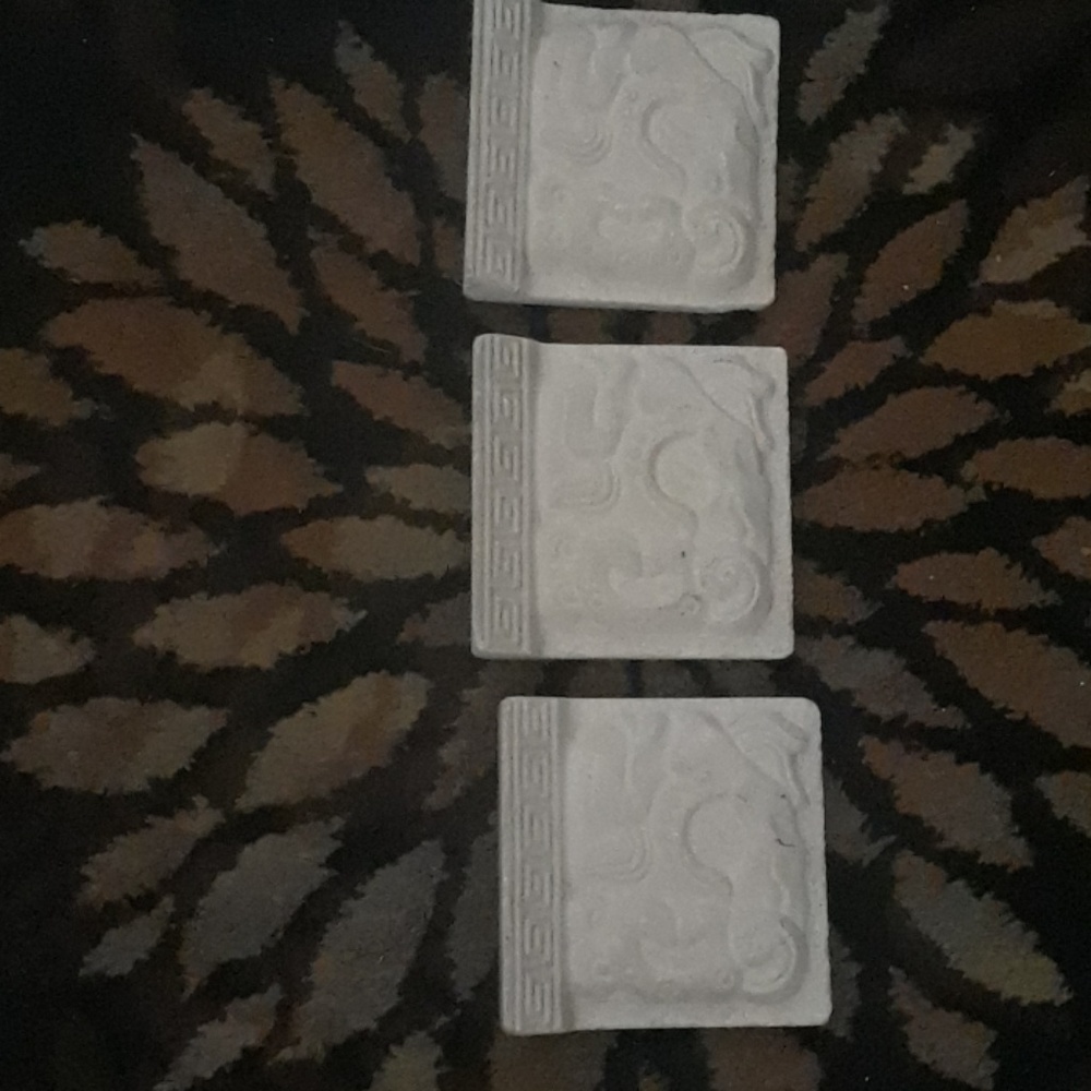 3 pieces of stone wall art (Cancun, Mexico) - Picture 2 of 7